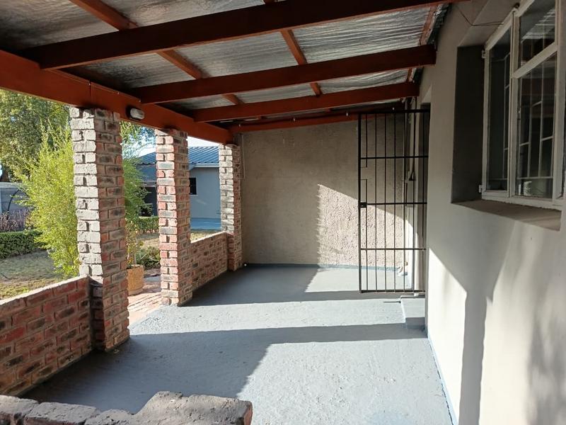 2 Bedroom Property for Sale in Albertinia Western Cape